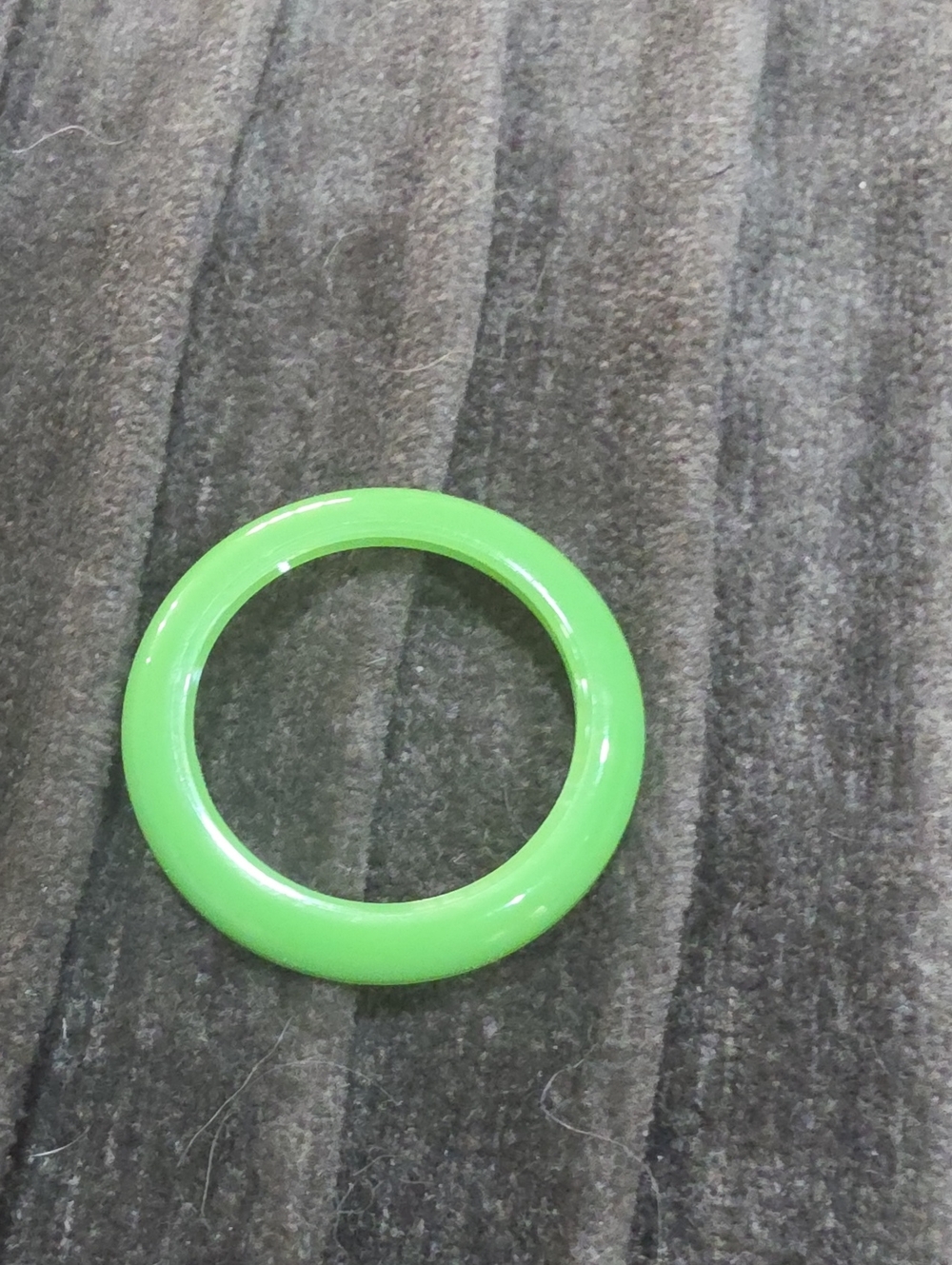 Gucci Lime Green Bangle Watch Bezel Accent
